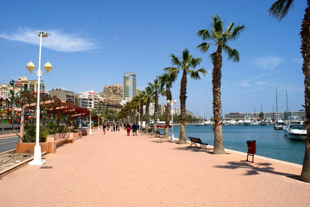Beach & Urban Attic Alicante Quarto foto
